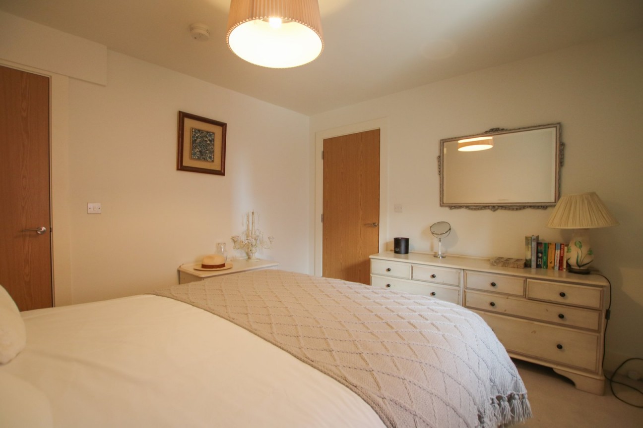 Elms Walk, Wokingham, Berkshire