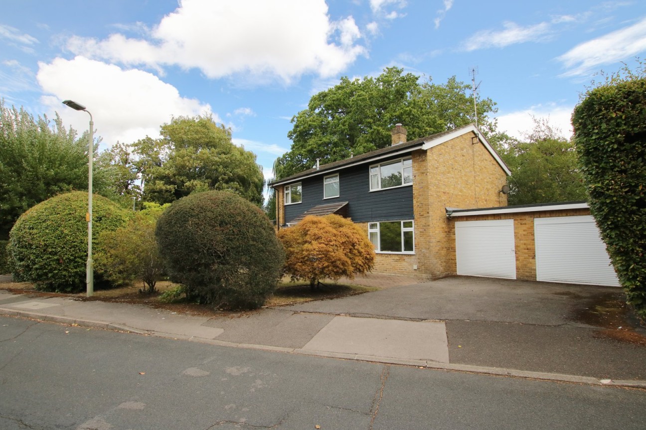 Eastheath Gardens, Wokingham, Berkshire