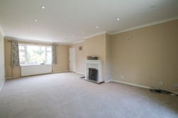 Eastheath Gardens, Wokingham, Berkshire