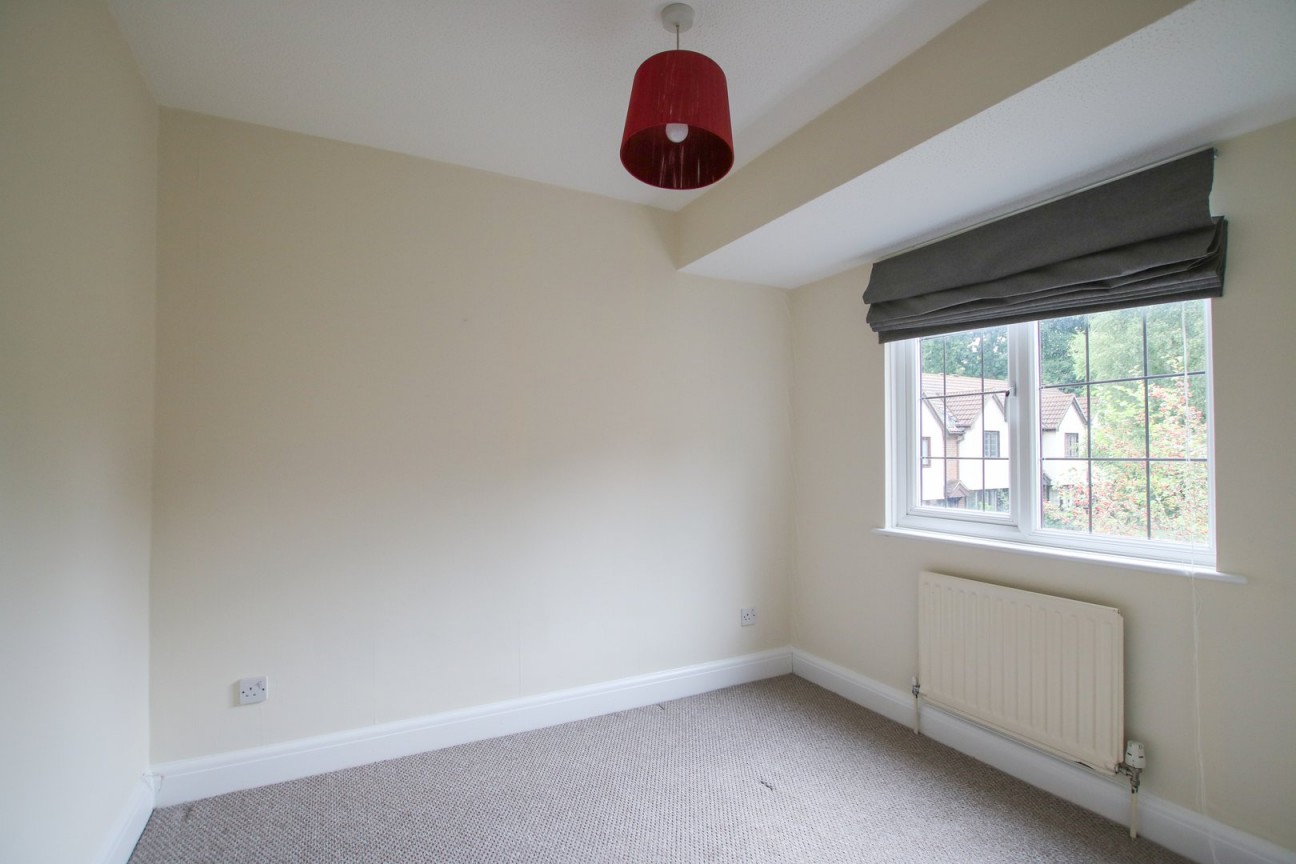 Thorne Close, Crowthorne, Berkshire