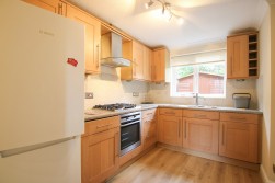 Thorne Close, Crowthorne, Berkshire