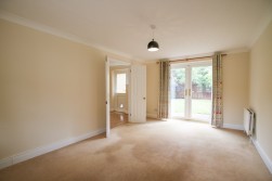 Thorne Close, Crowthorne, Berkshire