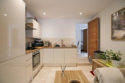 London Road, Wokingham, Berkshire