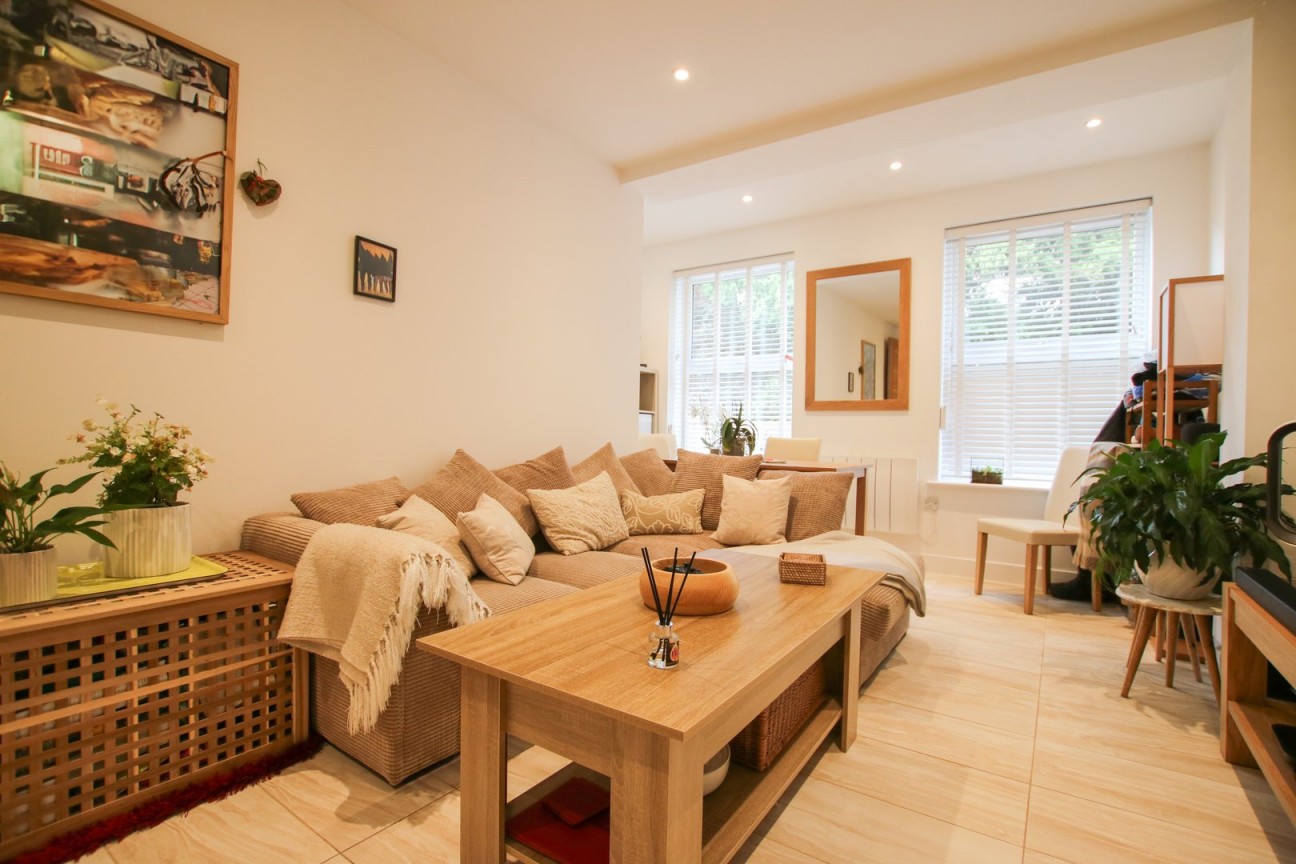 London Road, Wokingham, Berkshire