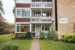 Linkway, Crowthorne, Berkshire