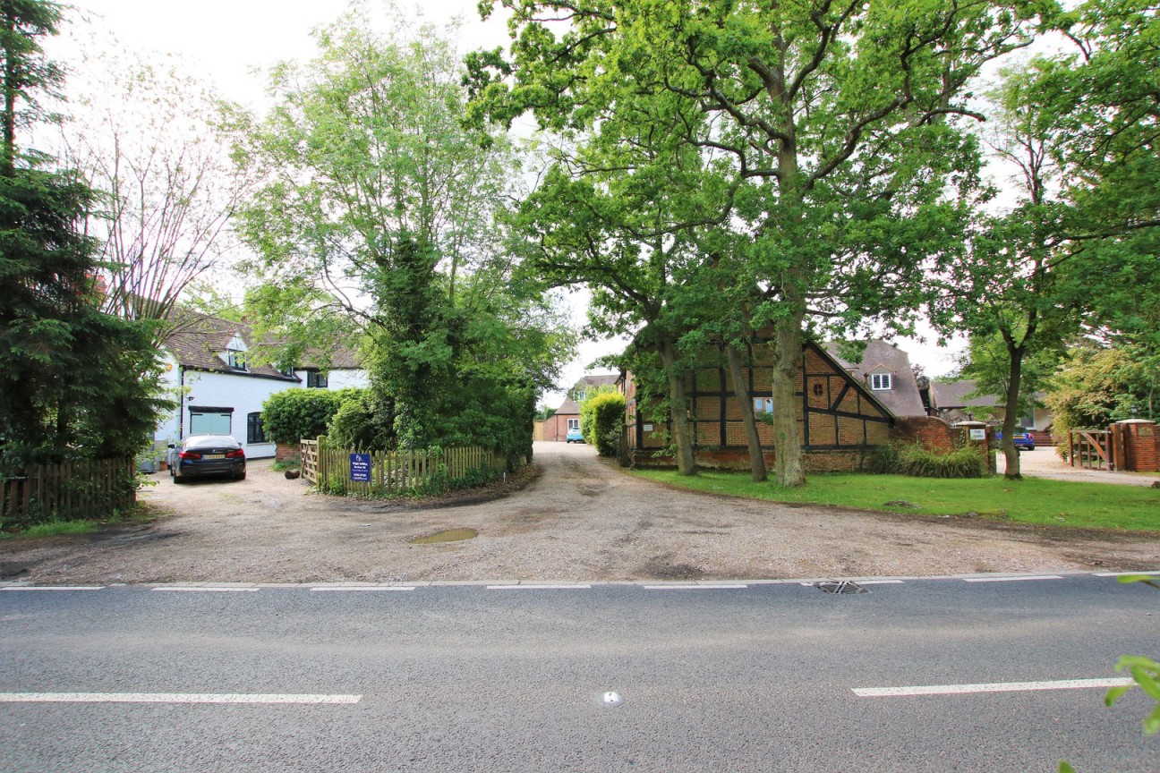 Waterloo Road, Wokingham, Berkshire