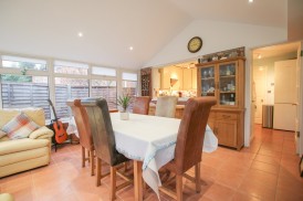 Kent Close, Wokingham, Berkshire