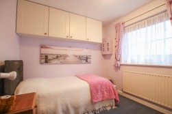 Kent Close, Wokingham, Berkshire