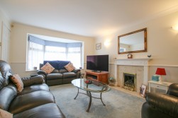 Kent Close, Wokingham, Berkshire