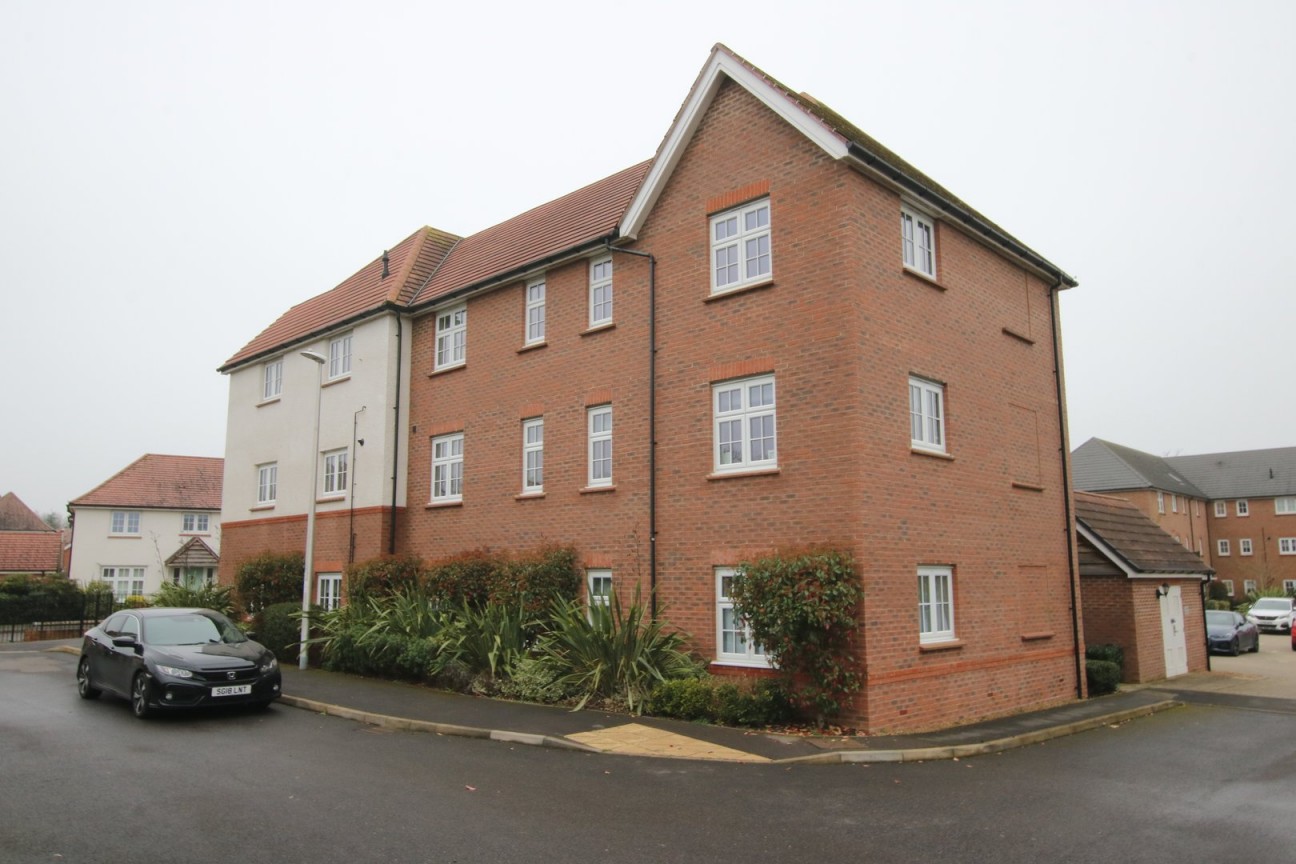 Austen Grove, Arborfield Green, Reading, Berkshire