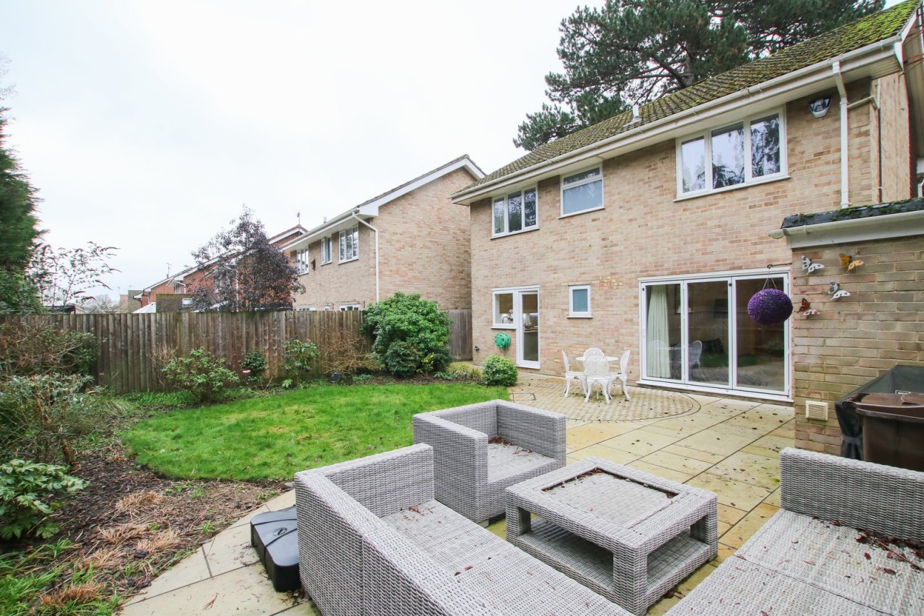 Starmead Drive, Wokingham, Berkshire