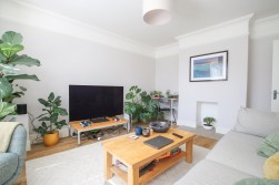 London Road, Wokingham, Berkshire