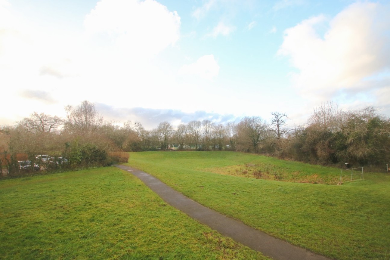 Deacon Close, Wokingham, Berkshire