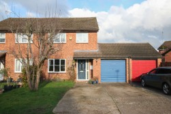 Amethyst Close, Wokingham, Berkshire