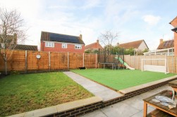 Bedfordshire Way, Wokingham, Berkshire