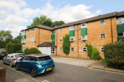 Emmview Close, Wokingham, Berkshire
