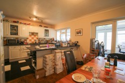 Salisbury Close, Wokingham, Berkshire