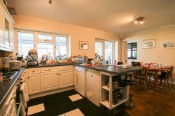 Salisbury Close, Wokingham, Berkshire