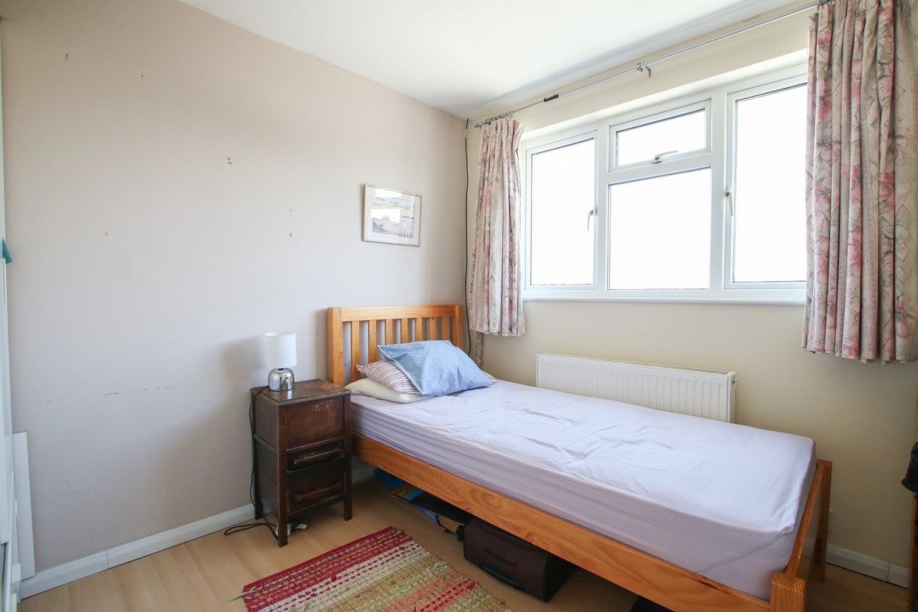 Salisbury Close, Wokingham, Berkshire