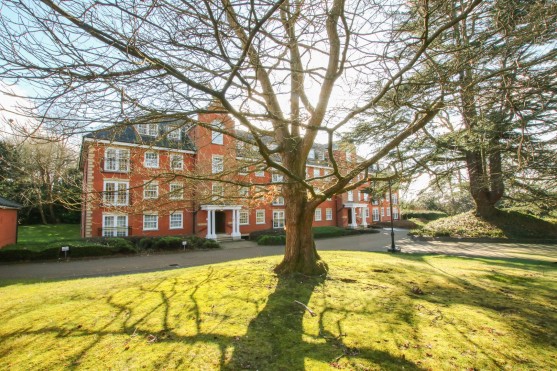 Montague Close, Wokingham, Berkshire