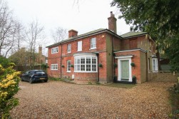 Milton Road, Wokingham, Berkshire