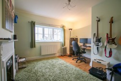 Milton Road, Wokingham, Berkshire