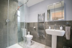 Milton Road, Wokingham, Berkshire