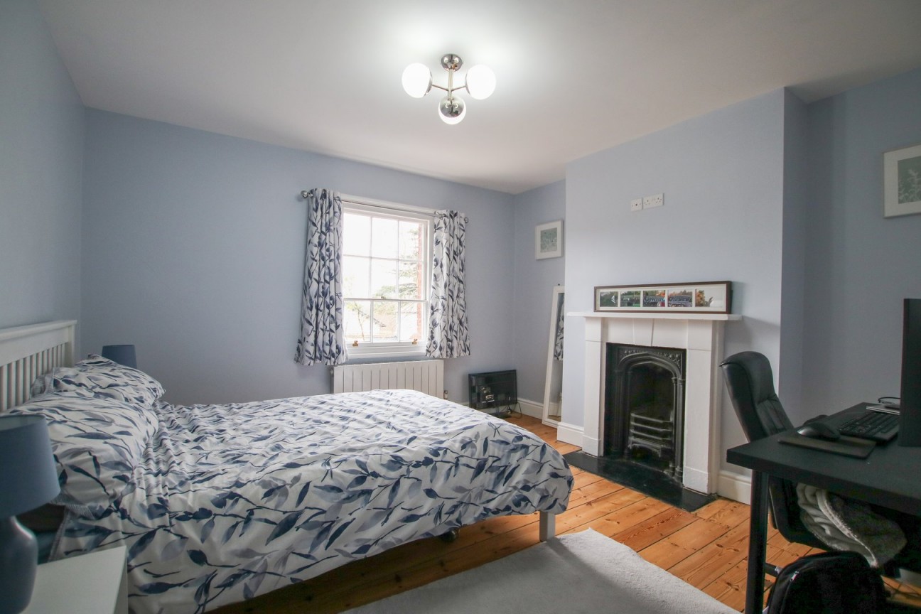 Milton Road, Wokingham, Berkshire