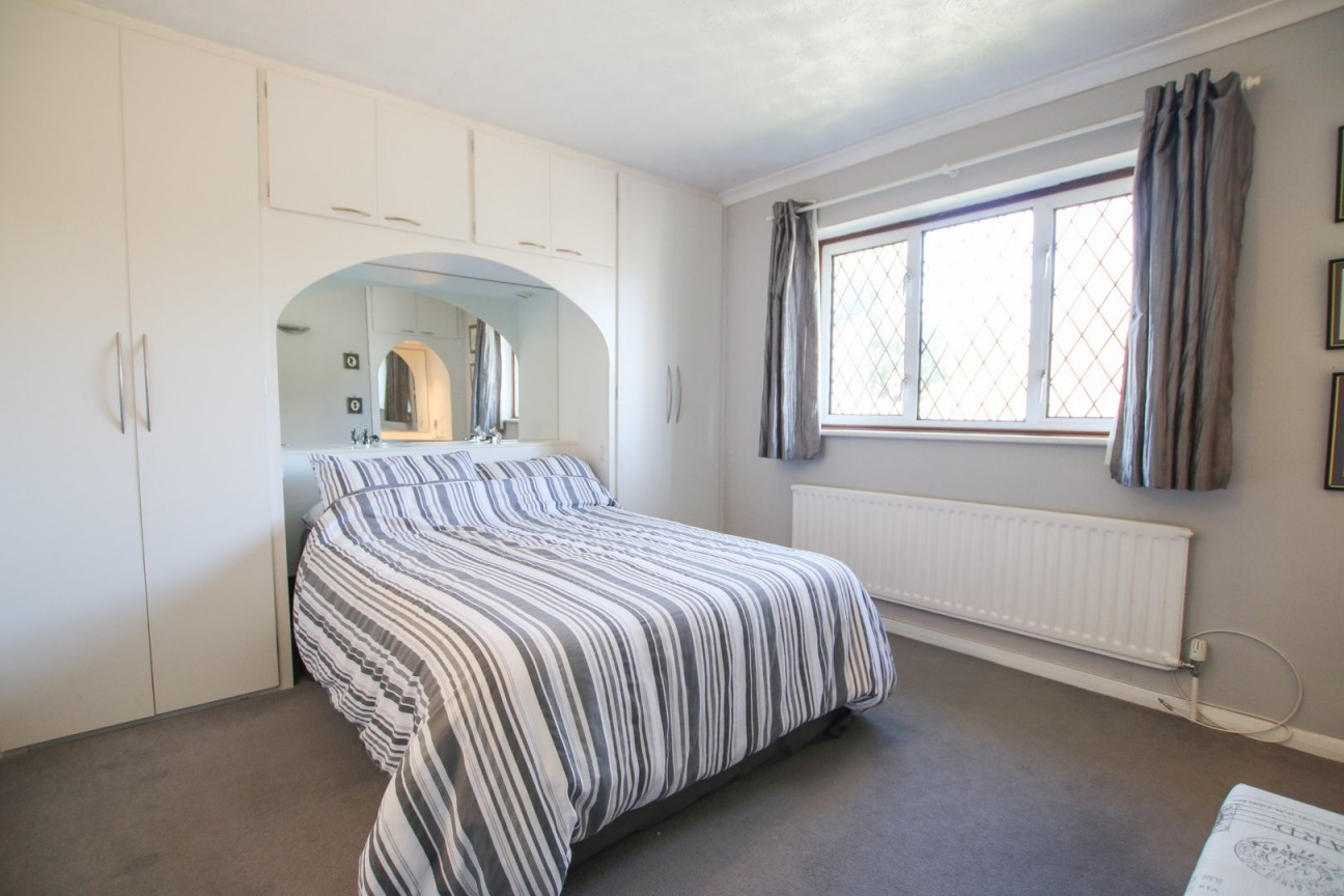 Clare Avenue, Wokingham, Berkshire