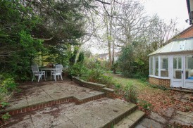 Walnut Close, Wokingham, Berkshire