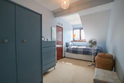 Bishops Drive, Wokingham, Berkshire