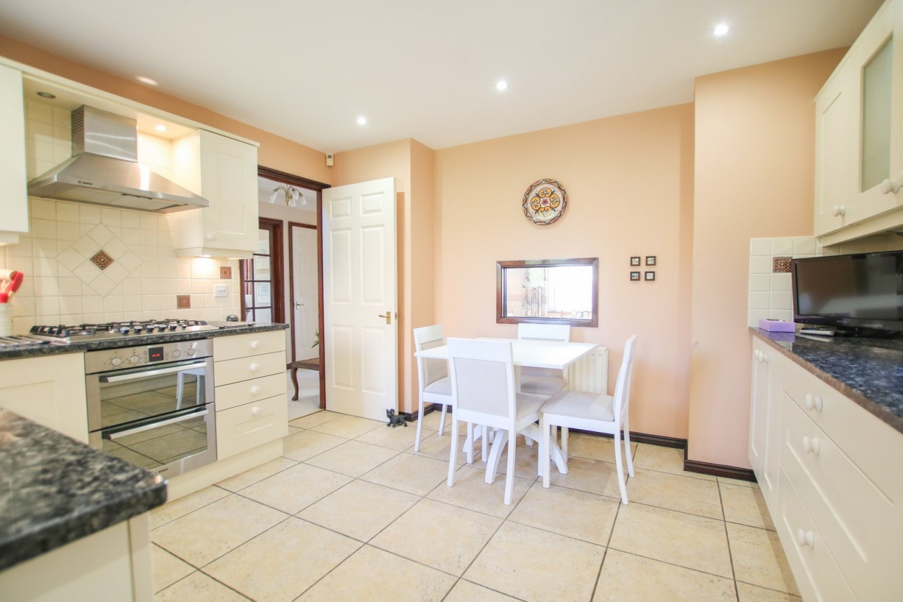 Bishops Drive, Wokingham, Berkshire