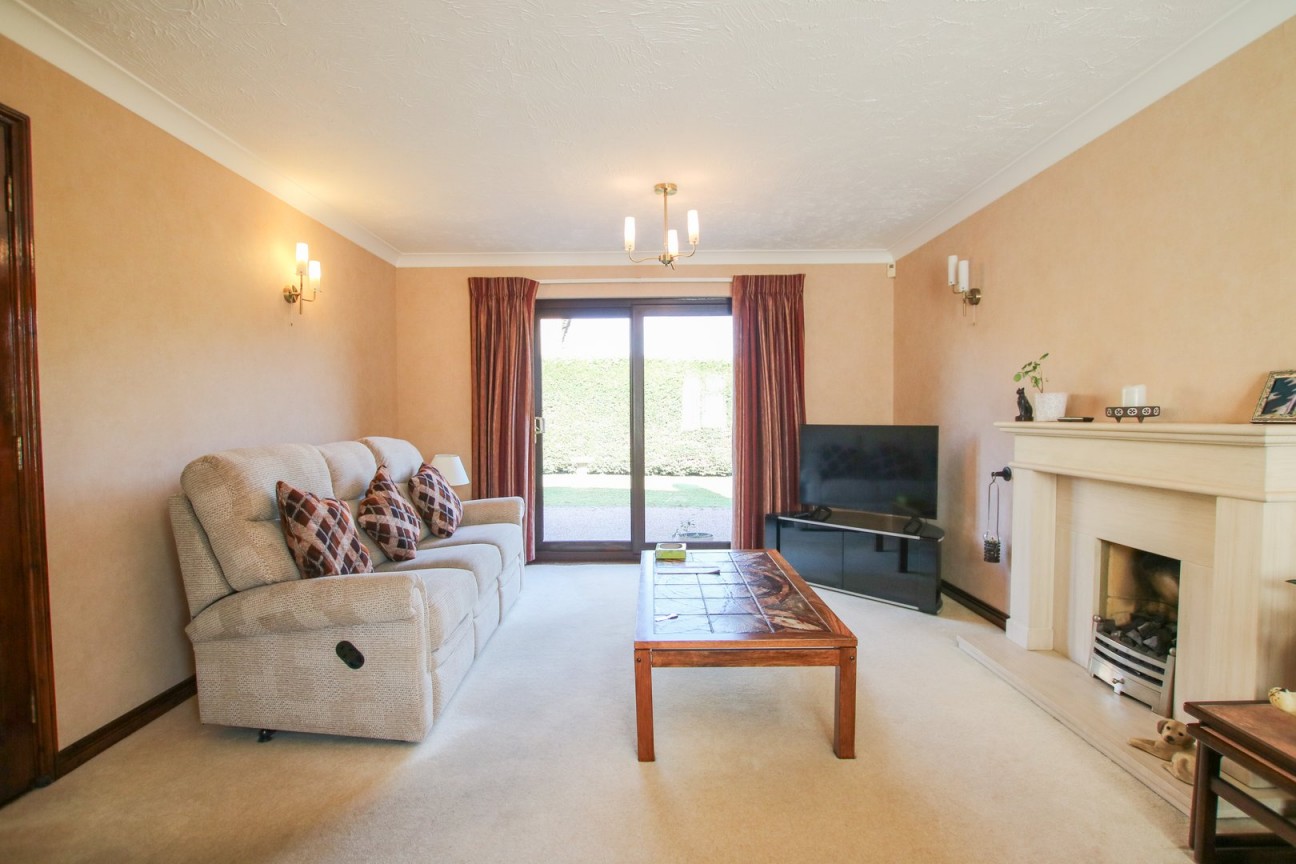 Bishops Drive, Wokingham, Berkshire