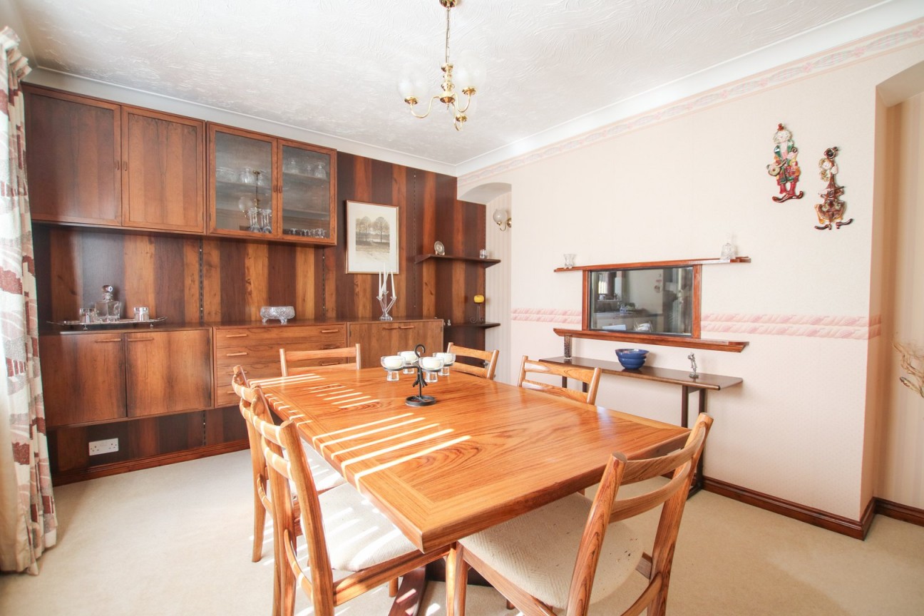 Bishops Drive, Wokingham, Berkshire
