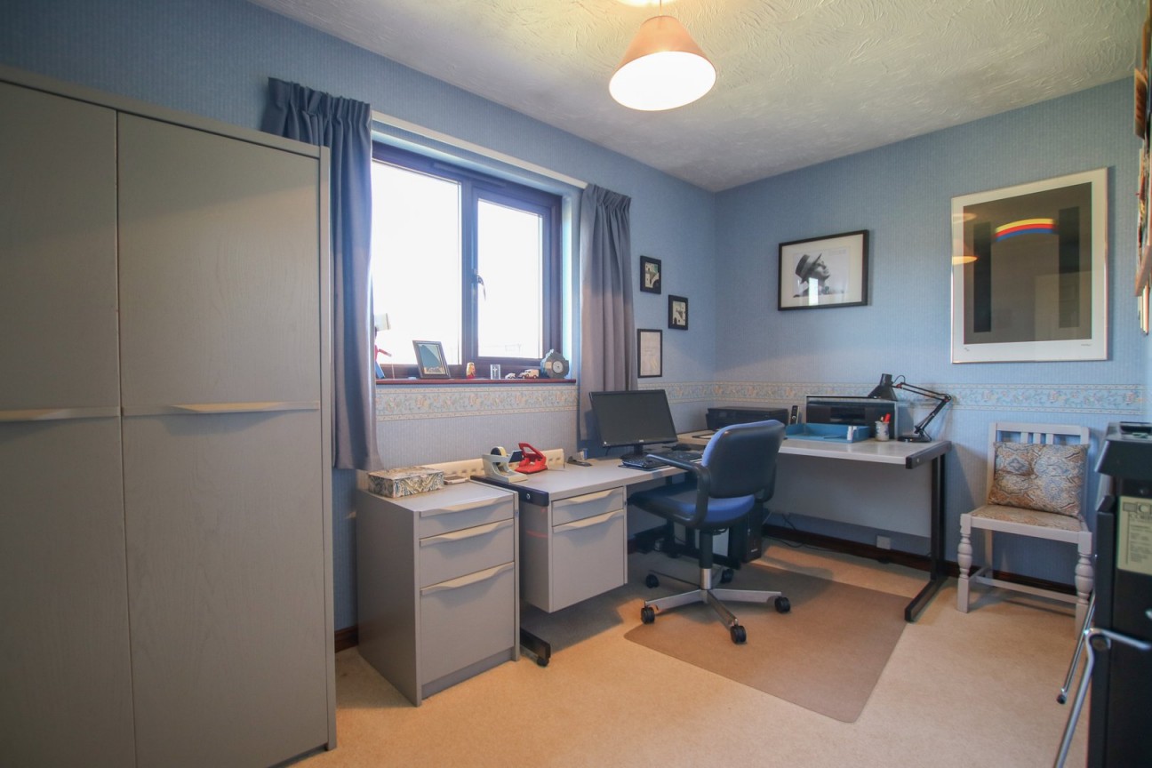 Bishops Drive, Wokingham, Berkshire