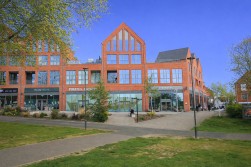 Elms Walk, Wokingham, Berkshire