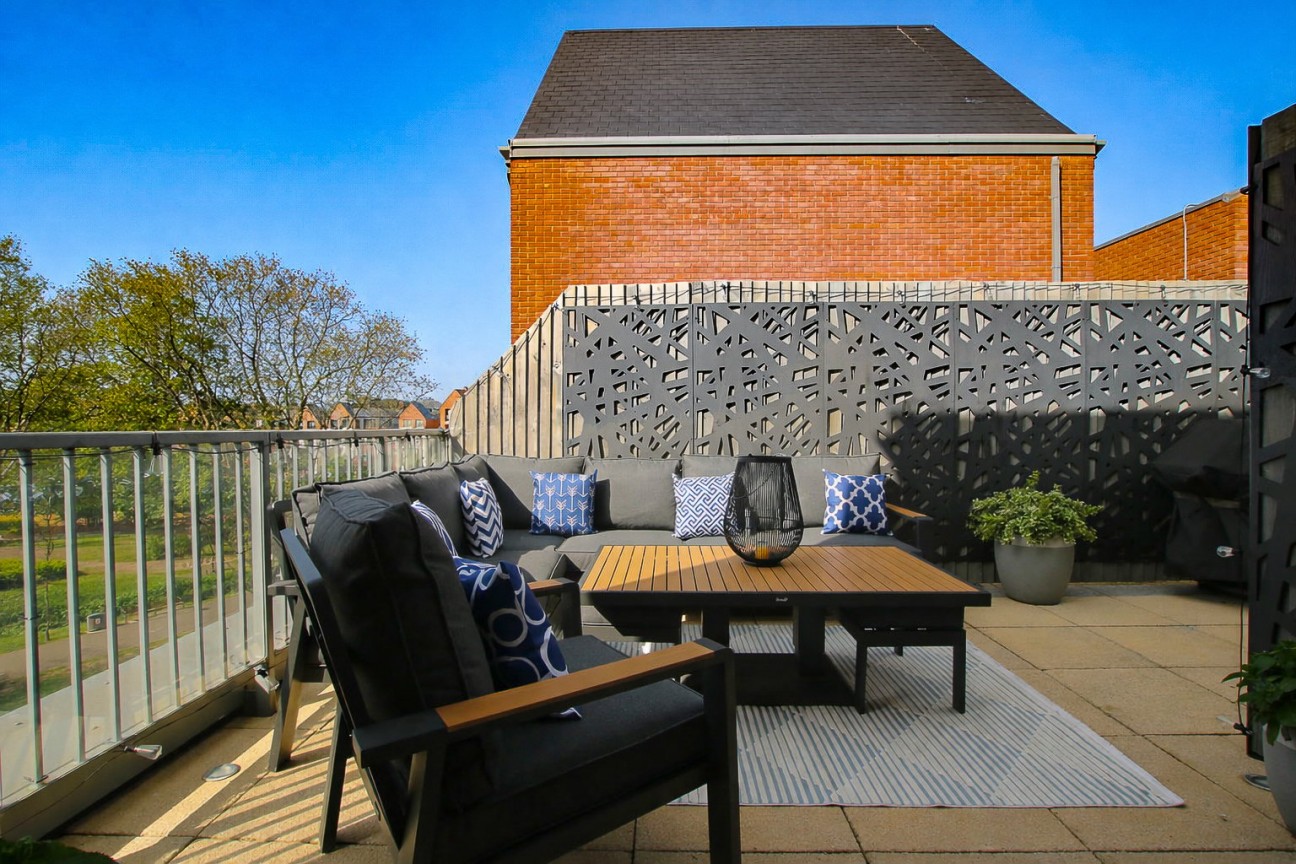 Elms Walk, Wokingham, Berkshire