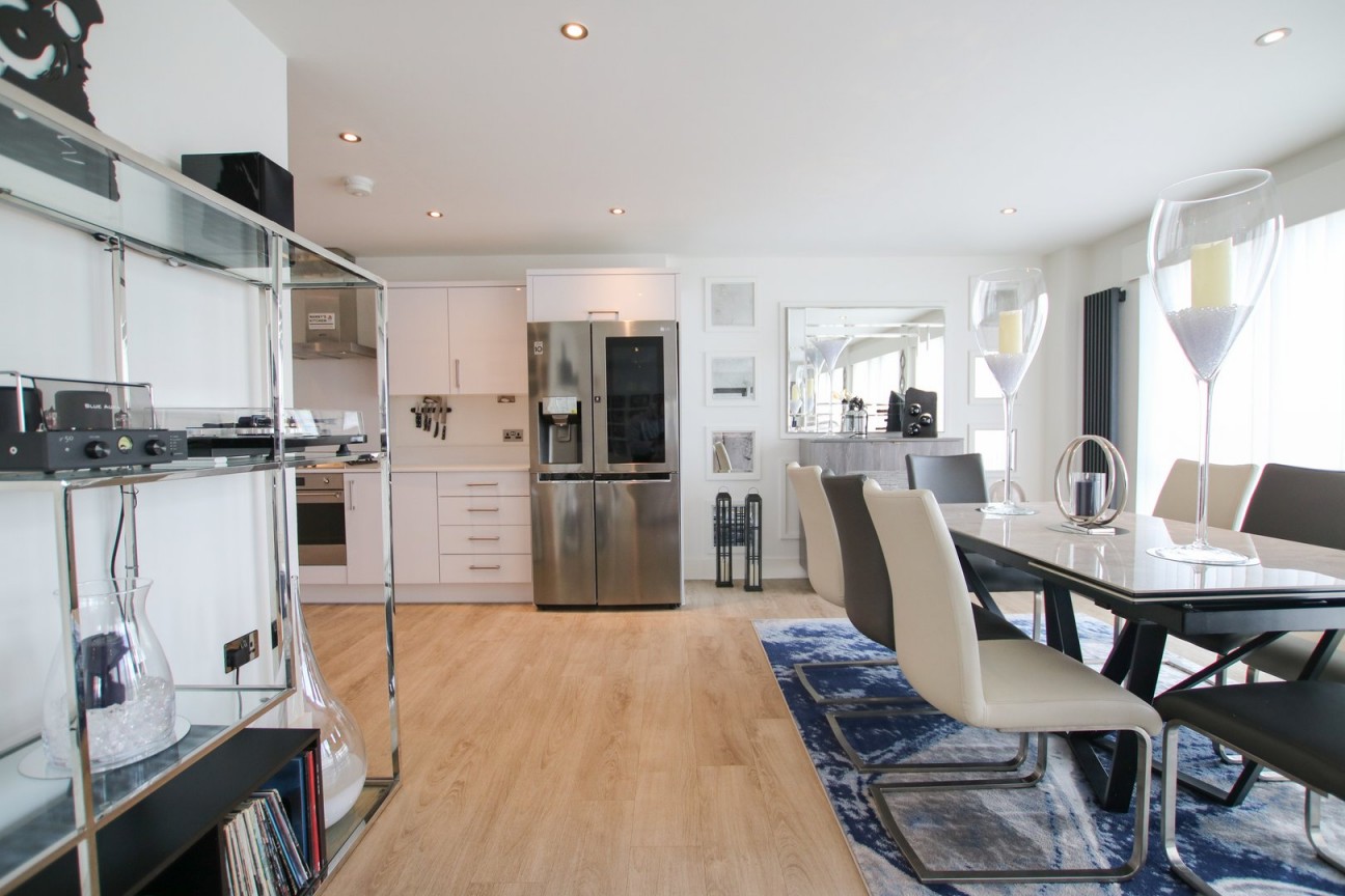 Elms Walk, Wokingham, Berkshire