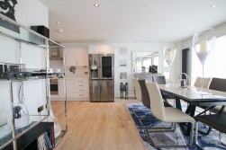 Elms Walk, Wokingham, Berkshire