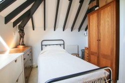Sindlesham, Wokingham, Berkshire