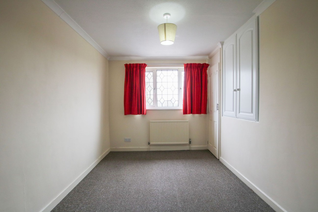 Sarum Crescent, Wokingham, Berkshire