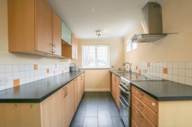 Sarum Crescent, Wokingham, Berkshire