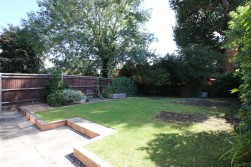 Sarum Crescent, Wokingham, Berkshire