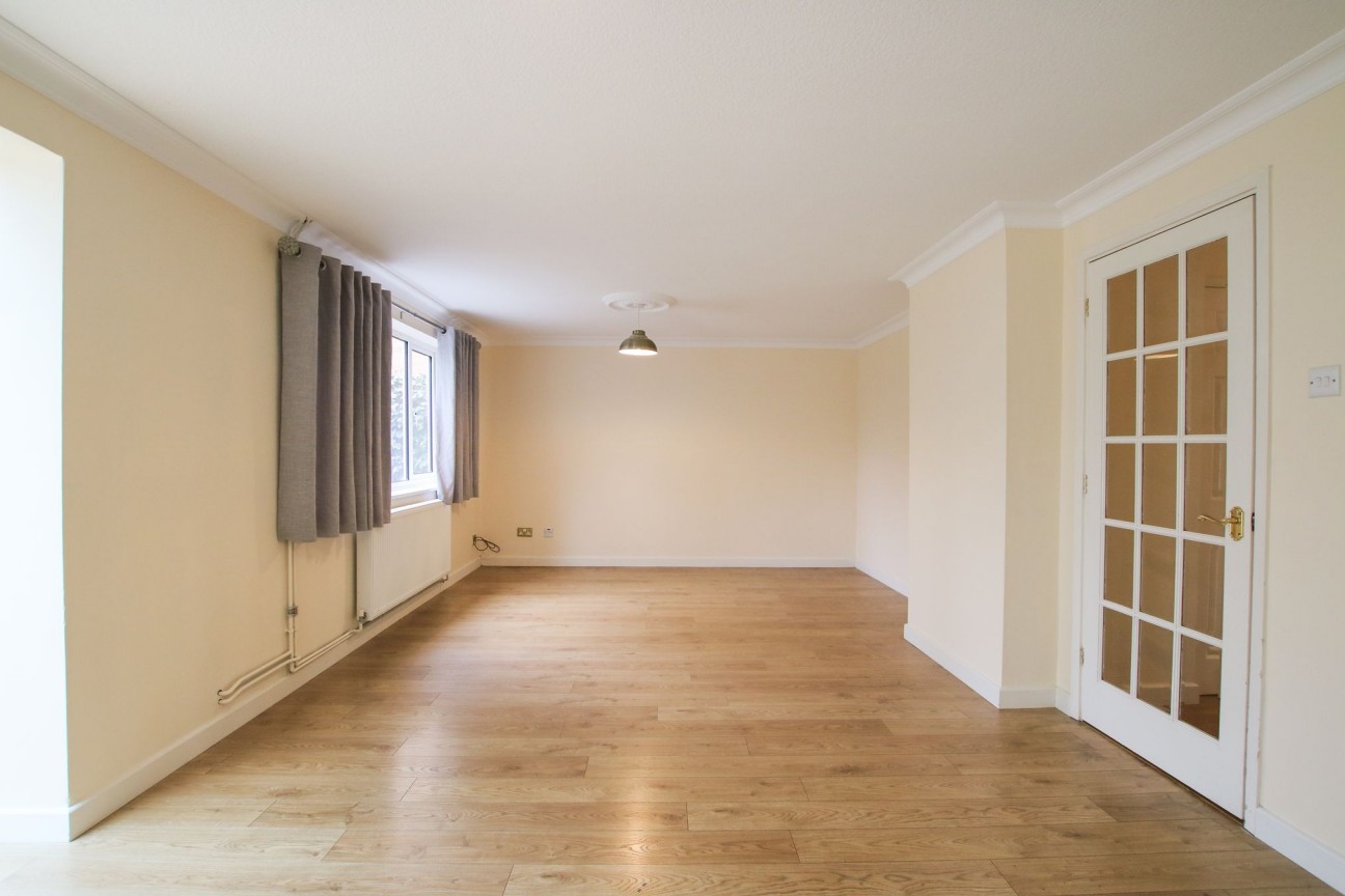 Sarum Crescent, Wokingham, Berkshire