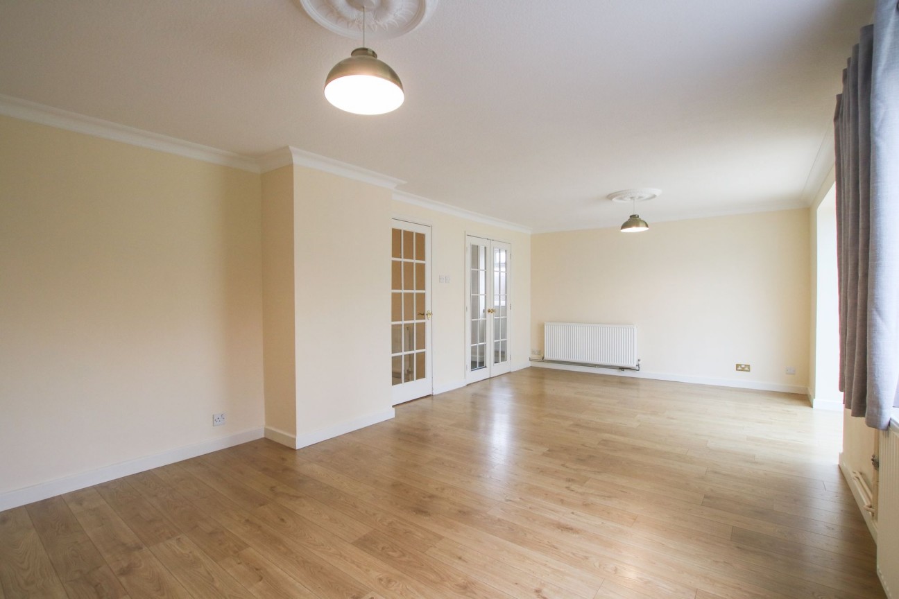 Sarum Crescent, Wokingham, Berkshire