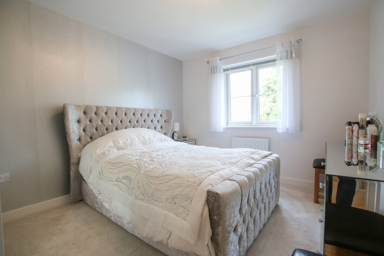Minster Grove, Wokingham, Berkshire