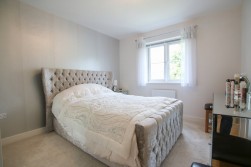 Minster Grove, Wokingham, Berkshire