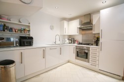 Minster Grove, Wokingham, Berkshire