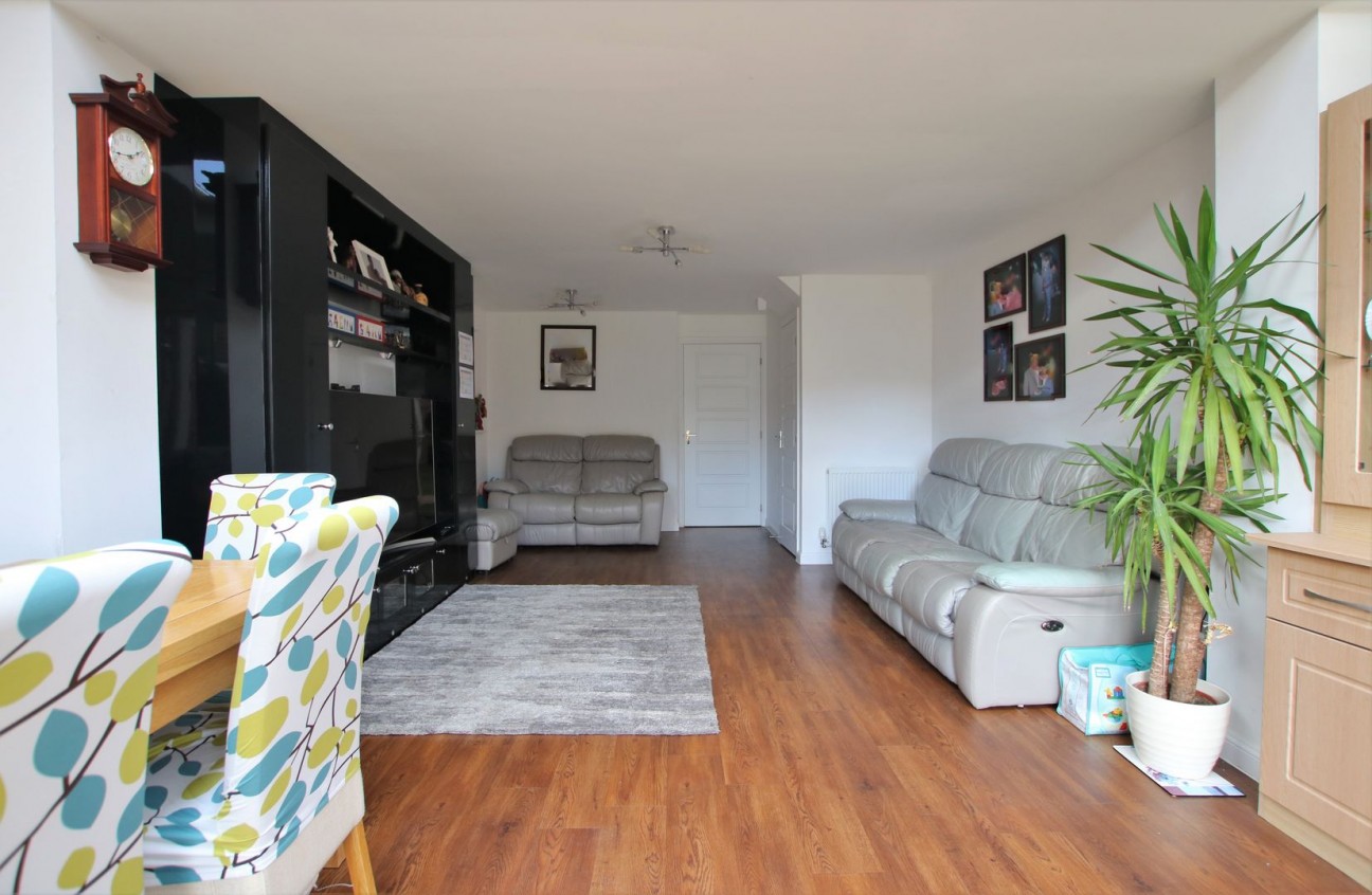 Windsor Crescent, Wokingham, Berkshire