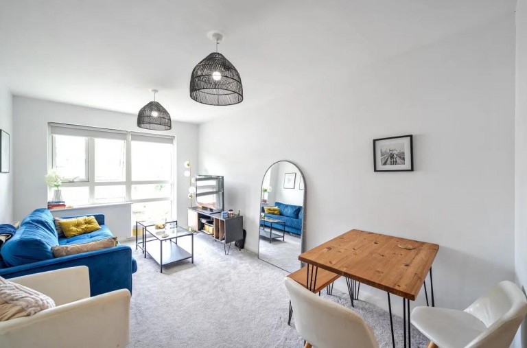 Burway Close, South Croydon